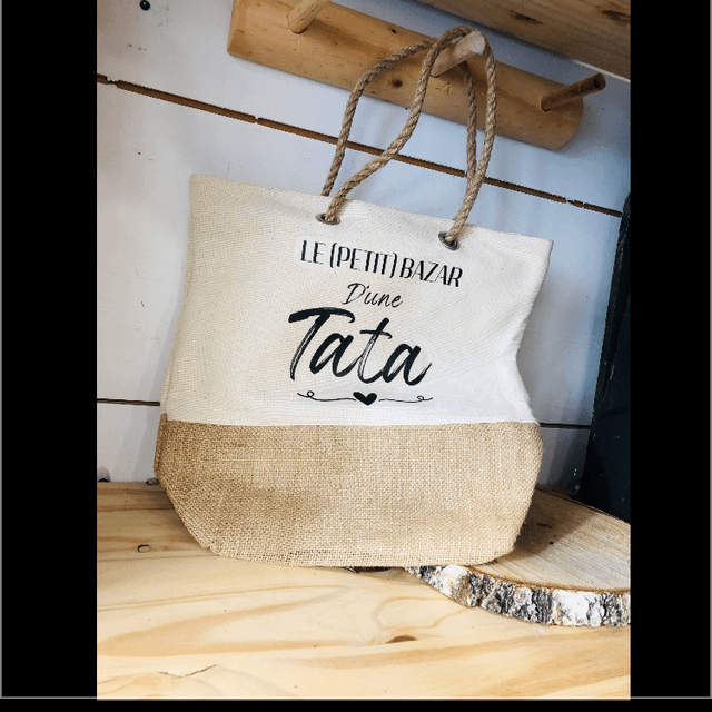Sac cabas le (petit) bazar d’une Tata 